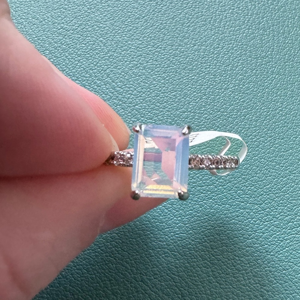 Fragrant Jewels Moonstone and Silver size 9 ring NWT